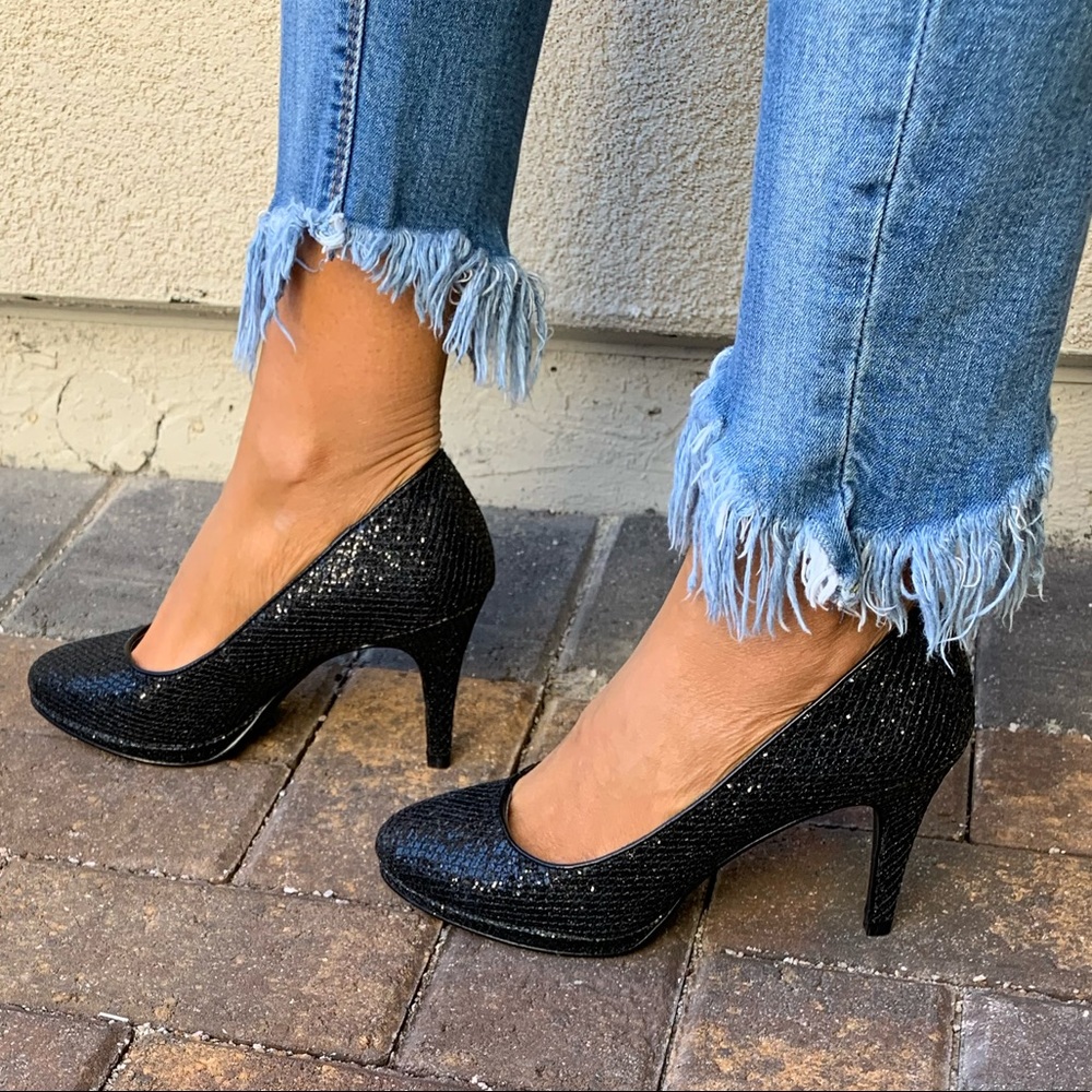 Black Textured Sparkle Closed Toe Platform Pump - Picture 4 of 7